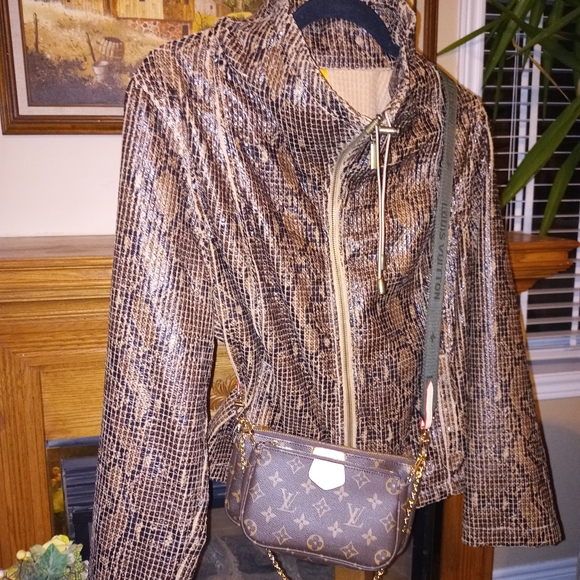 Ruby Road Women's Faux Animal Print Jacket - Picture 9 of 9